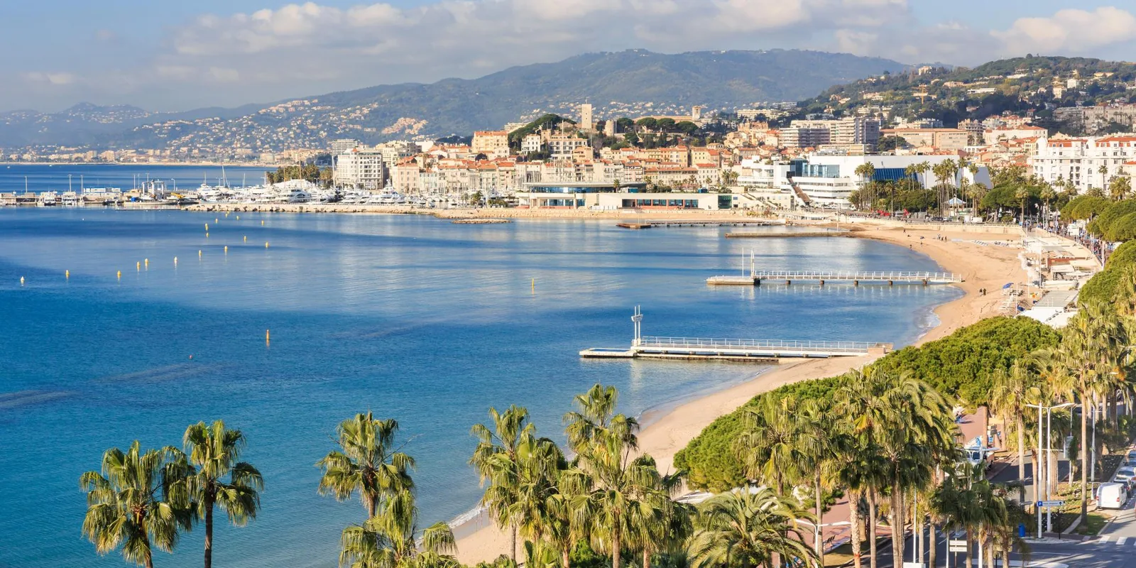 Vue de Cannes — baie et front de mer